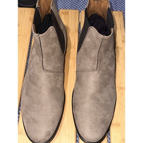 New Call It Spring Draun Suede Chelsea Boots US‎ 9 ankle chukka desert shoes